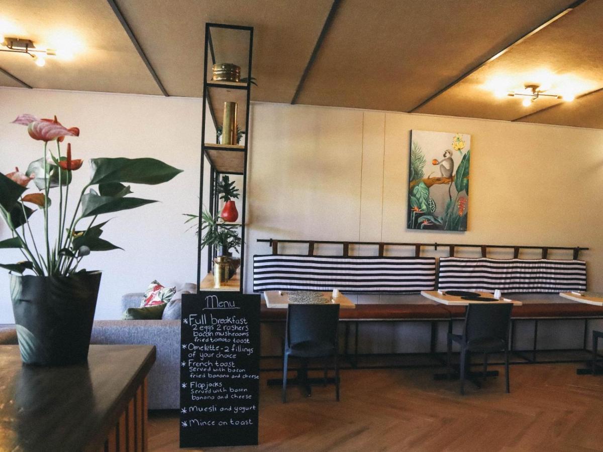 Le Bezz Guesthouse Ballito Eksteriør billede