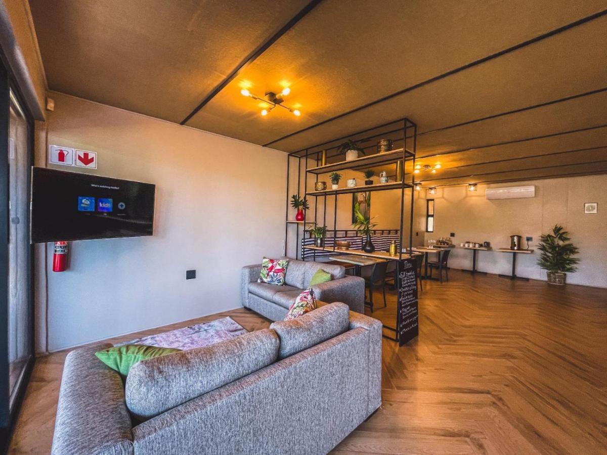 Le Bezz Guesthouse Ballito Eksteriør billede