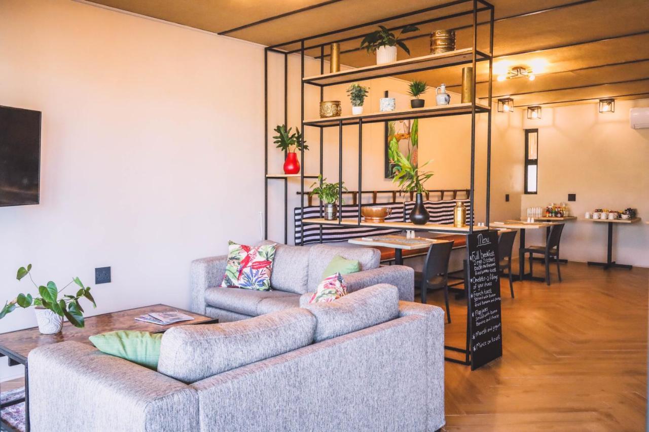 Le Bezz Guesthouse Ballito Eksteriør billede