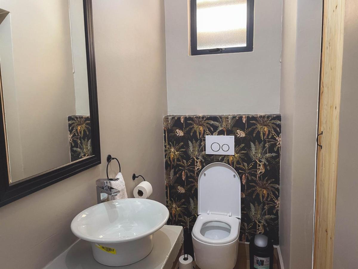 Le Bezz Guesthouse Ballito Eksteriør billede