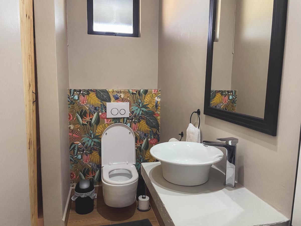 Le Bezz Guesthouse Ballito Eksteriør billede