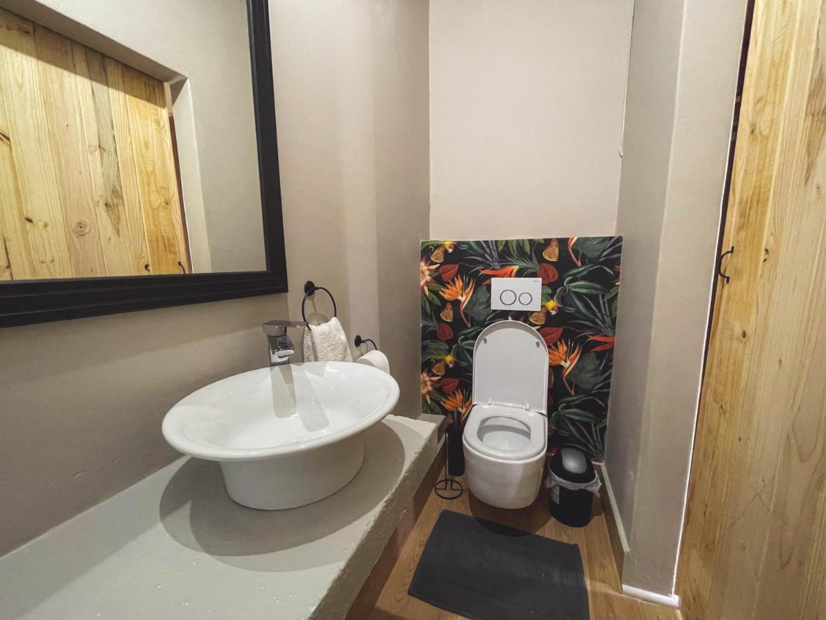 Le Bezz Guesthouse Ballito Eksteriør billede